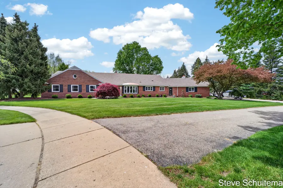3109 S Bluff Court, Hudsonville, MI 49426 - #3