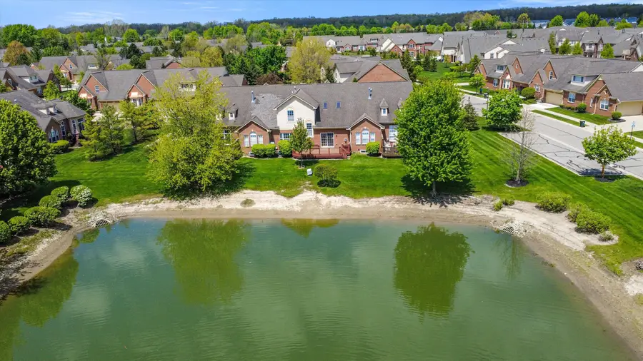48551 Oak Bridge Drive, Canton, MI 48188 - #2