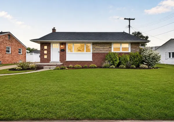 6627 Elizabeth Street, Garden City, MI 48135