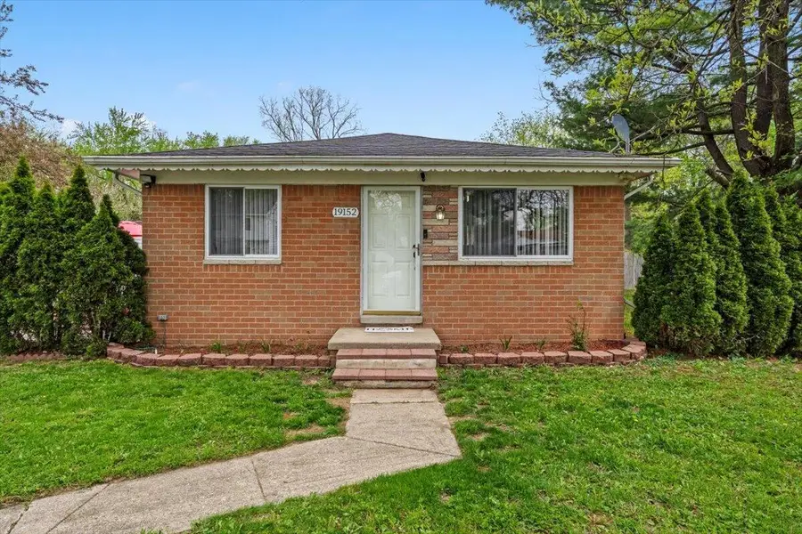 19152 Weyher Street, Livonia, MI 48152 - #2