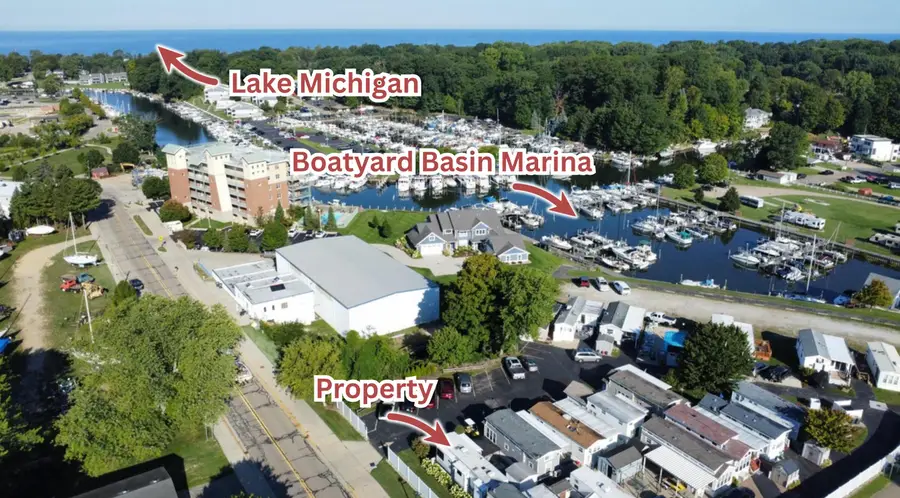 875 E Wells Street #20, South Haven, MI 49090 - #3