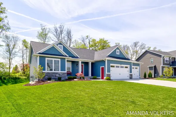 2274 Whistle Creek Drive Sw, Byron Center, MI 49315