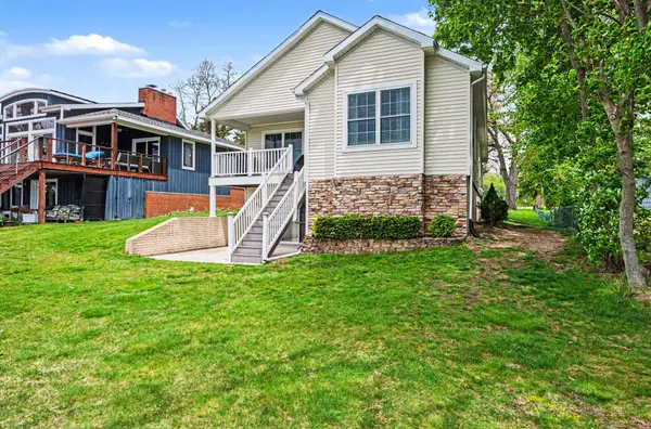 584 Orchard Road, Marshall, MI 49068