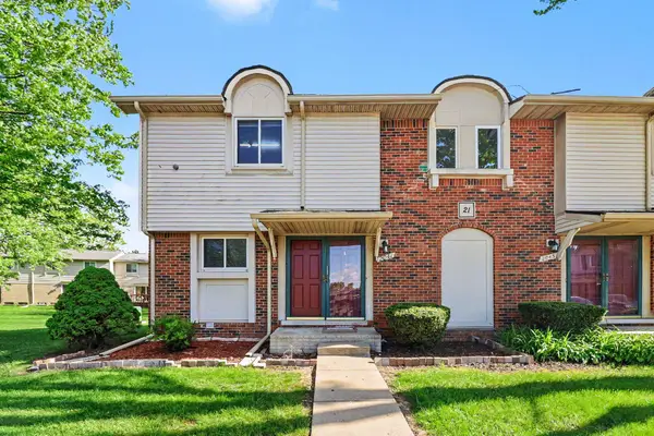 2041 W Franklin Drive, Canton, MI 48187