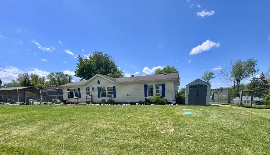 140 S Snow Prairie Road, Coldwater, MI 49036 - #2