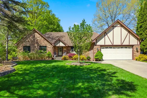 48797 Lansdowne Court, Shelby Twp, MI 48317