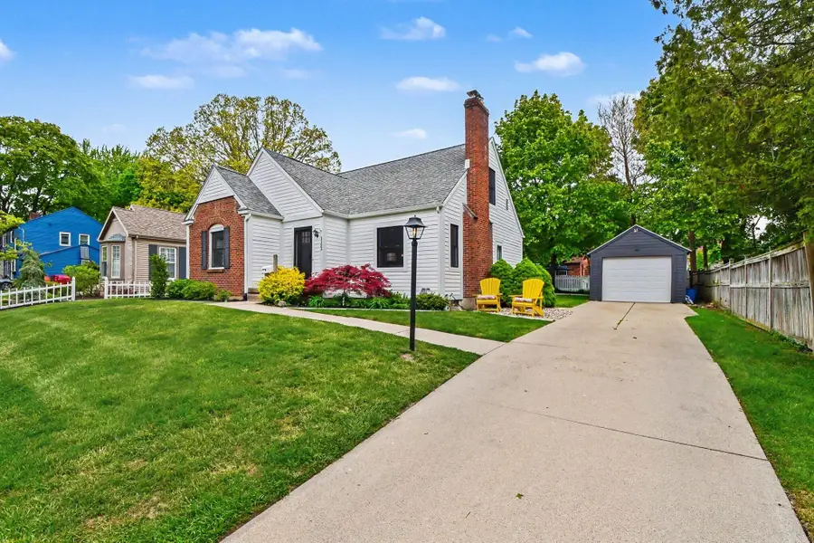 1122 Keneberry Way Se, East Grand Rapids, MI 49506 - #2