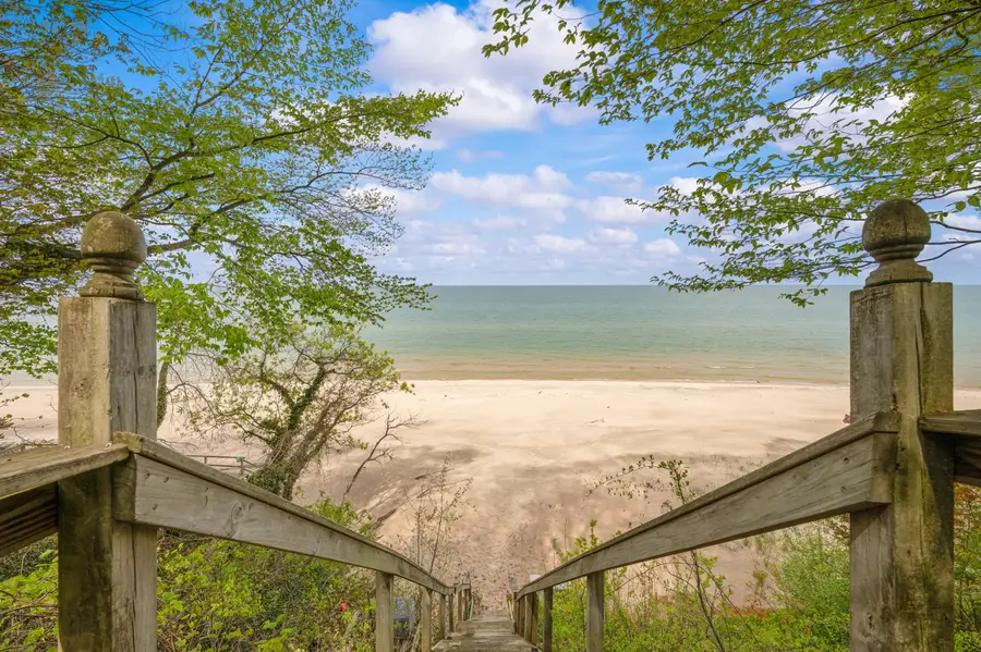 5646 M 63 N, Coloma, MI 49038 - #3