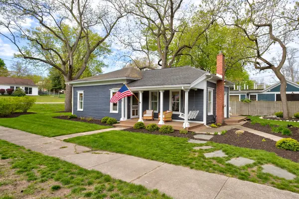118 S Spring Street, Douglas, MI 49406