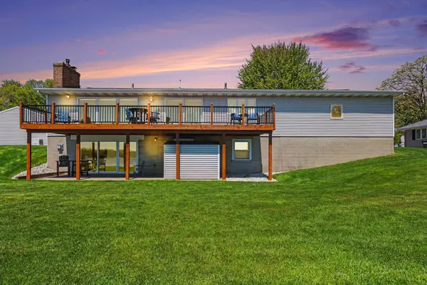 380 Whispering Oaks Drive, Muskegon, MI 49442
