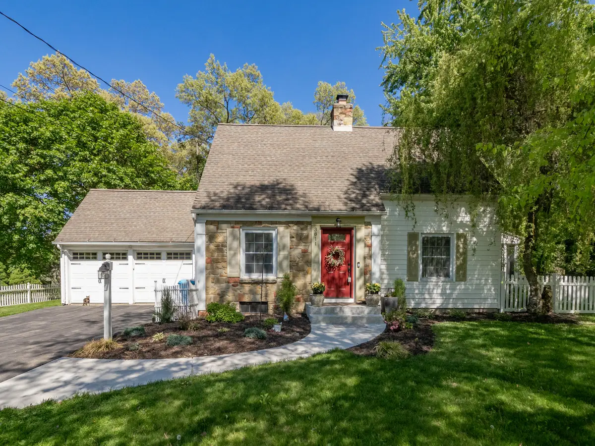 3811 Old Colony Road, Kalamazoo, MI 49008 - #1