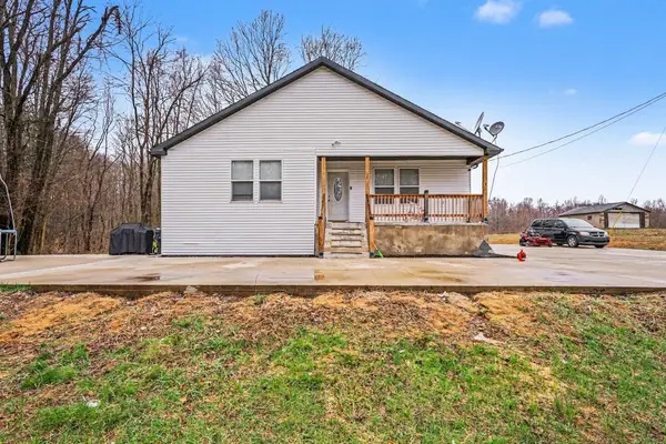 21556 59 1/2 Street, Bangor, MI 49013