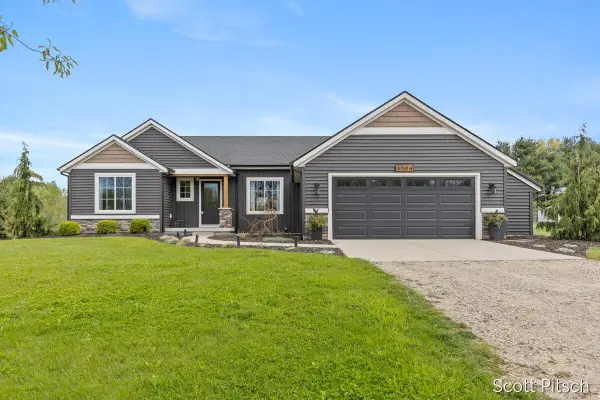 6584 Mapleview Drive, Hastings, MI 49058