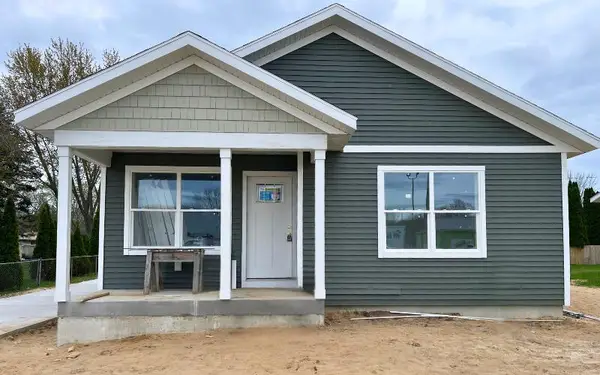 1351 Ada Avenue, Muskegon, MI 49442