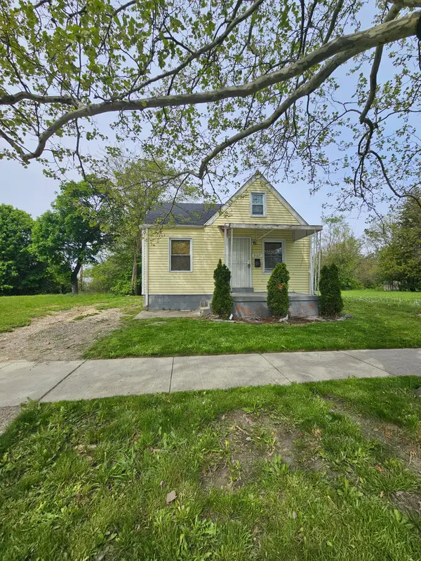 9167 Grandmont Avenue, Detroit, MI 48228