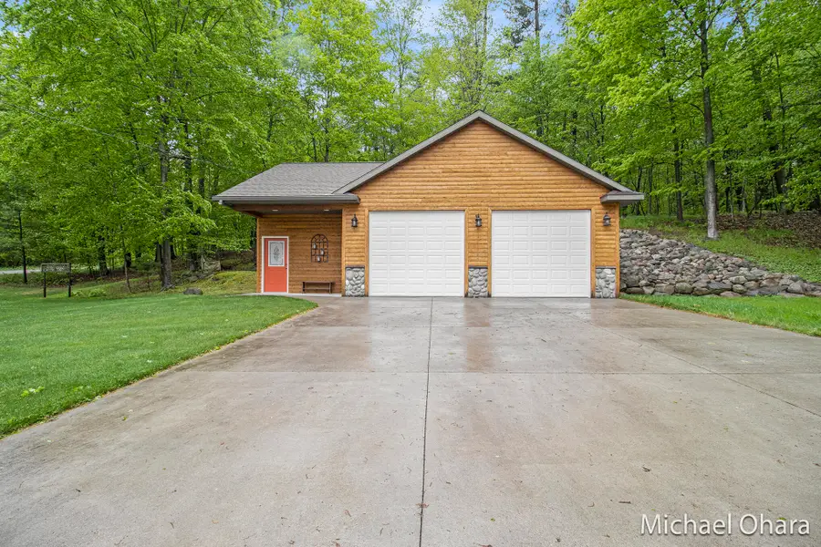 5182 Muskego Drive, Croton, MI 49337 - #3