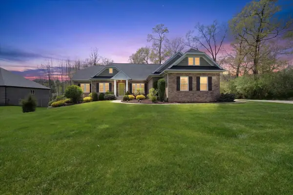 9126 Preserve Drive, Fenton, MI 48430