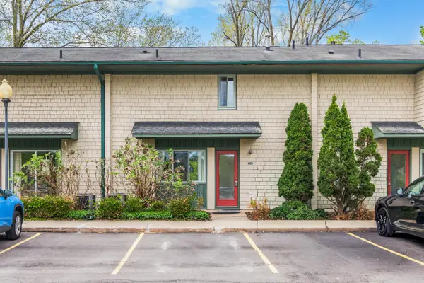 1795 Hideaway Lane, Ann Arbor, MI 48105