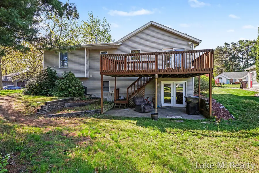 429 Pine Lake Court, Holland, MI 49424 - #2