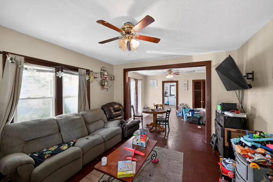 318 N 10th Street, Niles, MI 49120 - #2