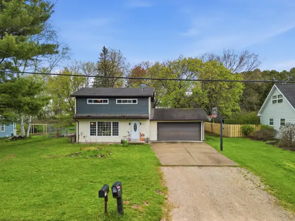 413 W Church Avenue, Reed City, MI 49677
