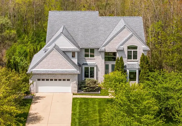 3734 Arcadia Drive, Ann Arbor, MI 48108