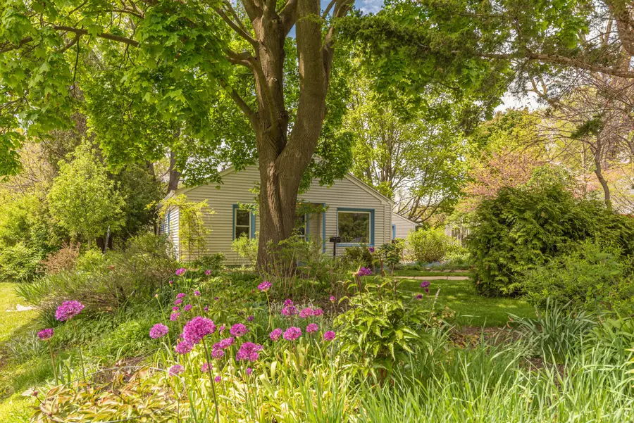 1807 Hiawatha Place, Ann Arbor, MI 48105 - #2