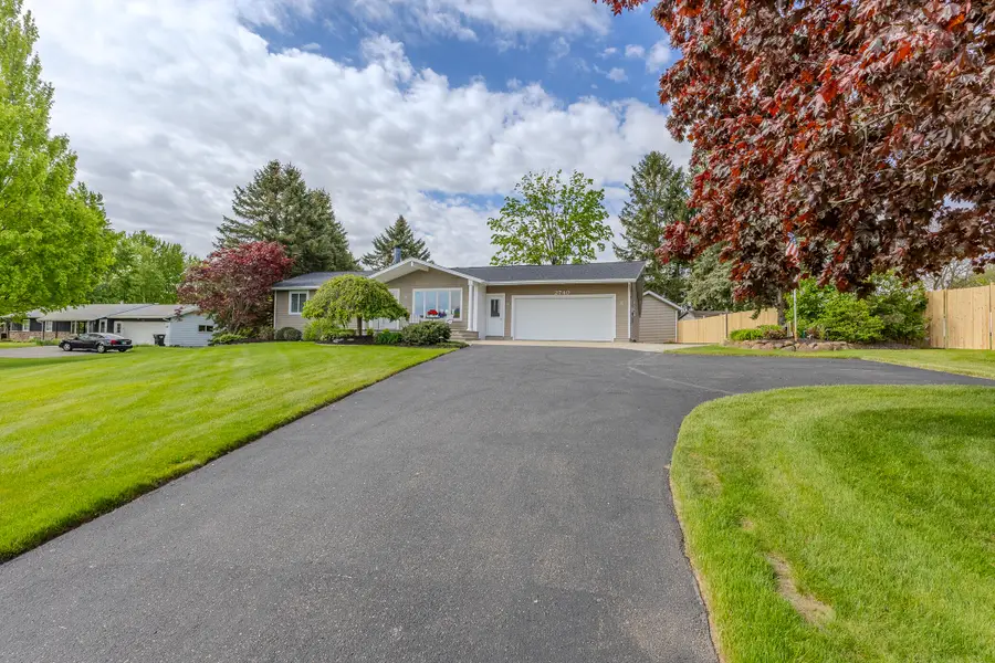 2740 Barry Street, Hudsonville, MI 49426 - #2