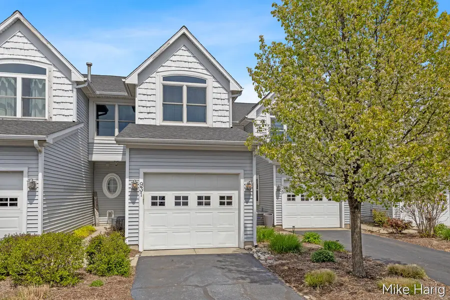 931 W Savidge Street #20, Spring Lake, MI 49456 - #2