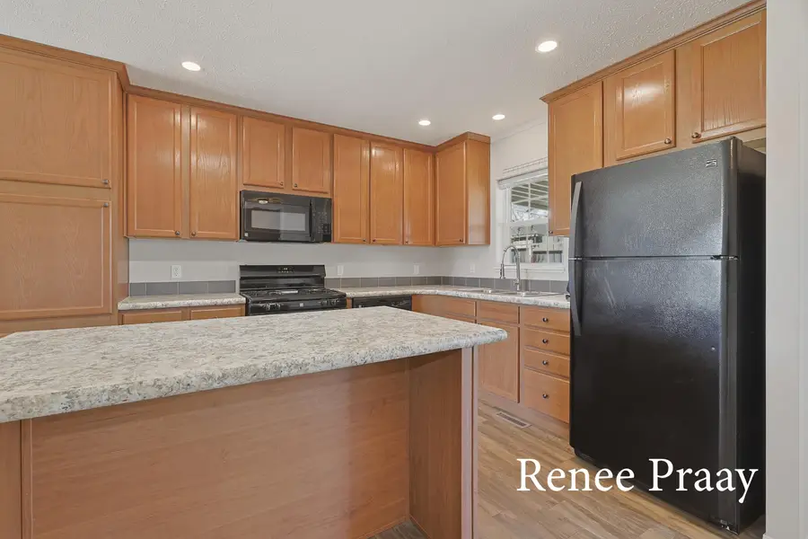 13241 Wabasis Ne, Cedar Springs, MI 49319 - #2