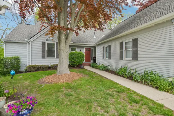 558 Heritage Drive, Ann Arbor, MI 48105