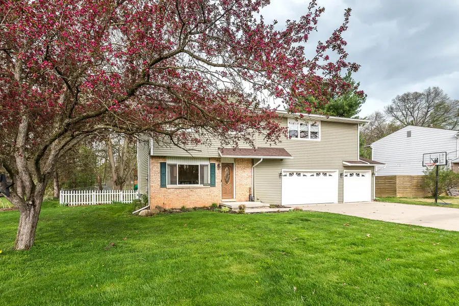3190 Central, Milford, MI 48380 - #3