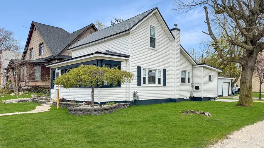 116 E Bremer Street, Cadillac, MI 49601 - #2