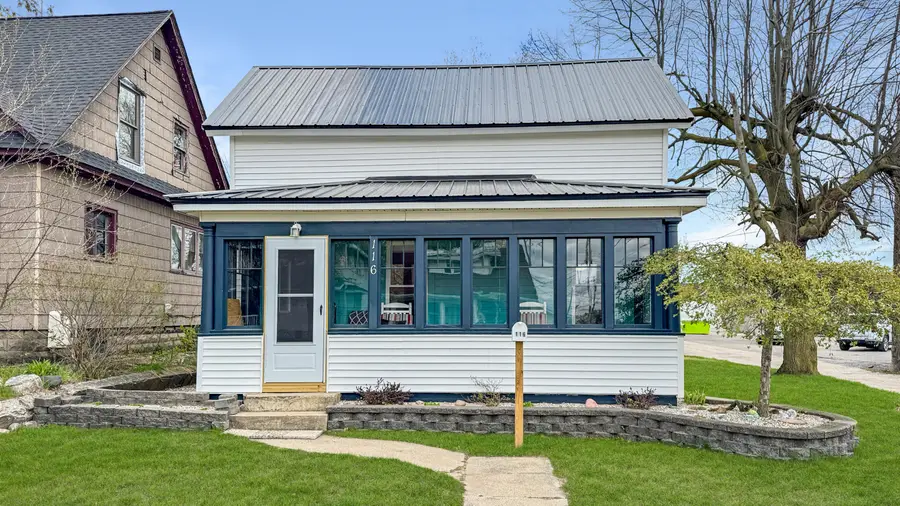 116 E Bremer Street, Cadillac, MI 49601 - #3