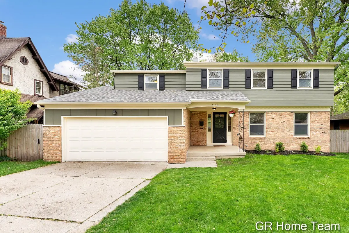 2336 Elliott Street Se, Grand Rapids, MI 49506 - #1