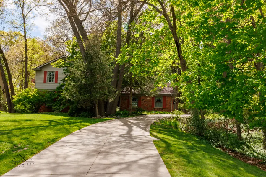 2895 Parkway Place, Hartland, MI 48353 - #3