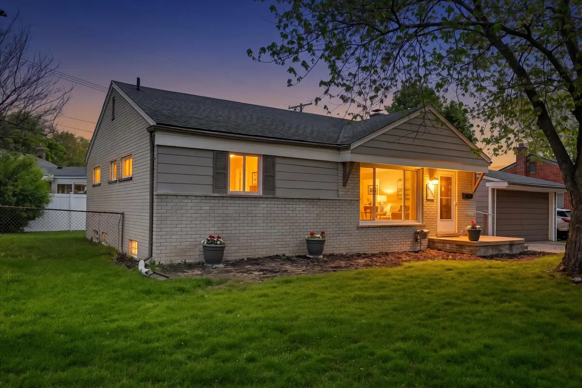 23870 Beacon Drive, Farmington, MI 48336 - #1