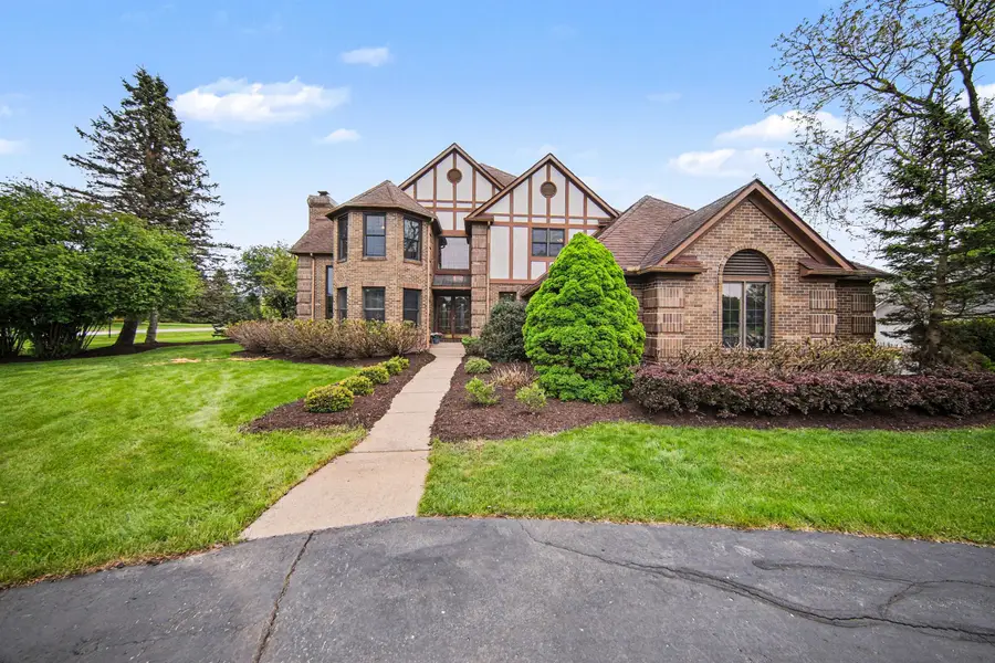 5688 Overbrook Court, Ann Arbor, MI 48105 - #3