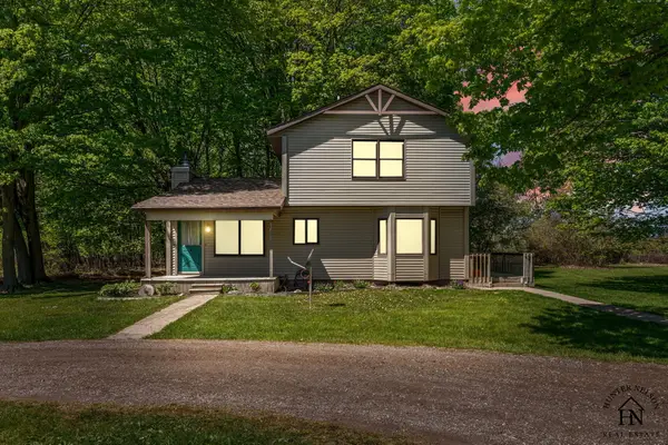 8255 Alpine Avenue Nw, Sparta, MI 49345
