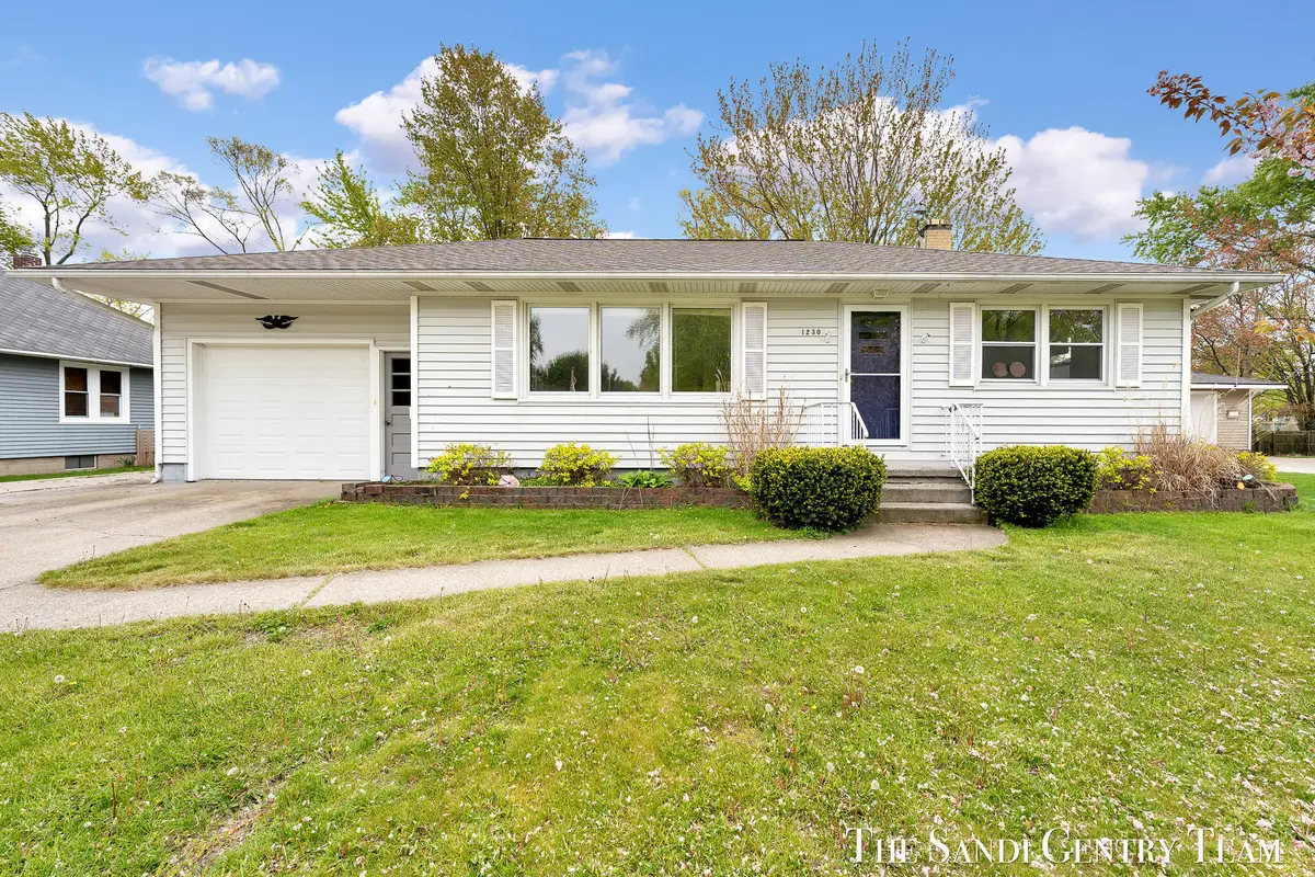 1230 Marion Avenue, Grand Haven, MI 49417 - #1