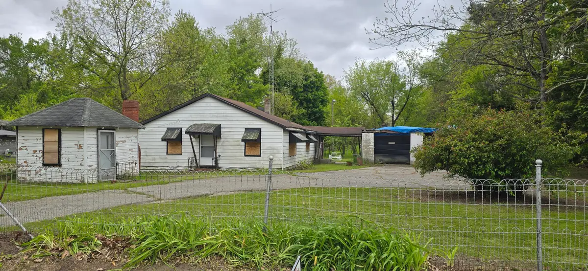 17881 S River Road, Three Rivers, MI 49093 - #1