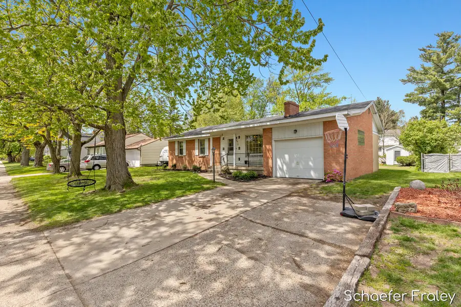 949 Diane Street Se, Kentwood, MI 49508 - #3
