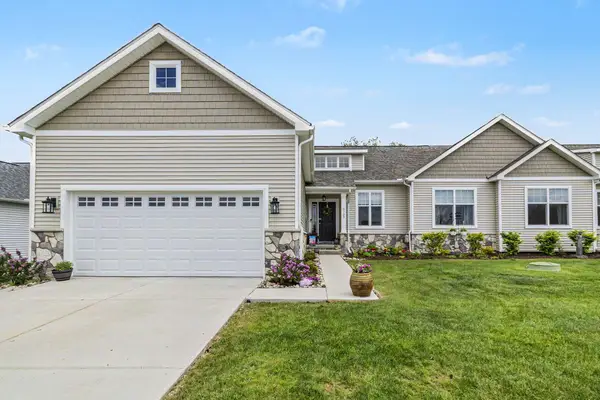 5725 Trail Side Lane, Whitmore Lake, MI 48189