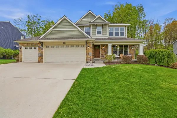 2798 W Morgan Trail Ne, Rockford, MI 49341