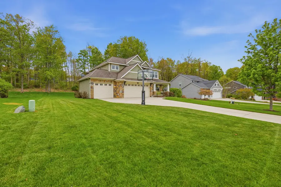 2798 W Morgan Trail Ne, Rockford, MI 49341 - #3