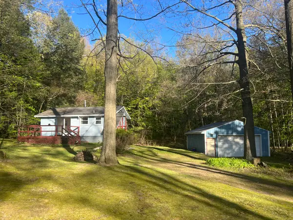 12561 S Sand Beach Drive, Grant, MI 49327