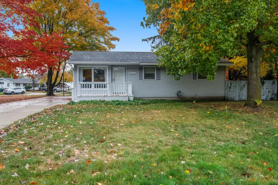 3312 Lincoln Street, Norton Shores, MI 49441 - #2