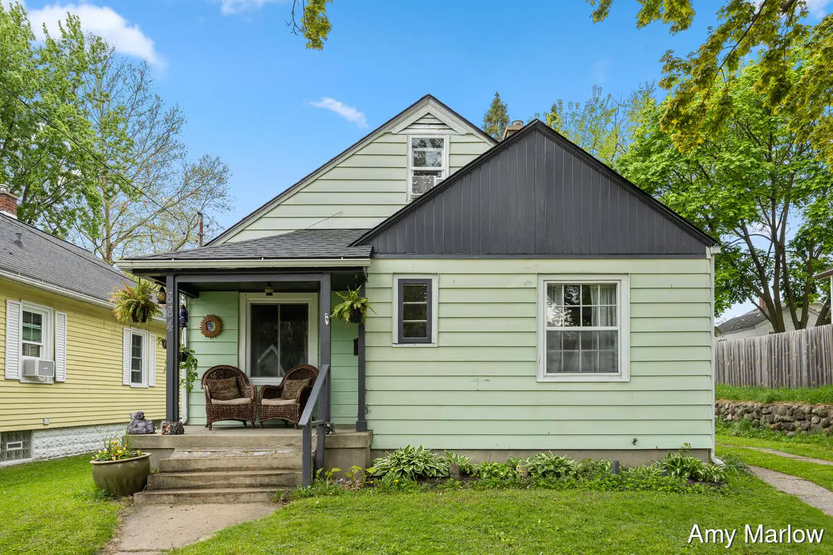 884 Hollywood Street Ne, Grand Rapids, MI 49505 - #1