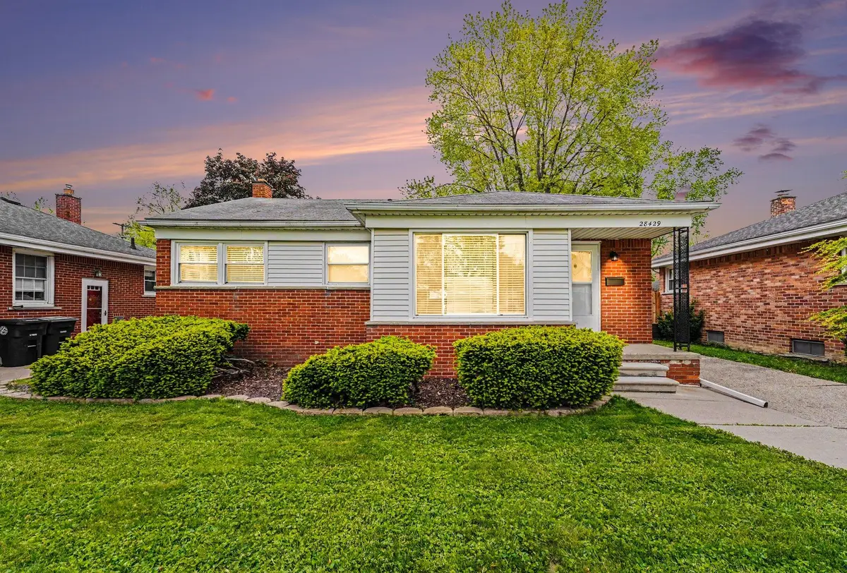 28429 Cleveland, Livonia, MI 48150 - #1