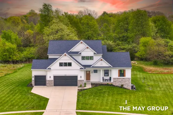 5757 Thornapple Mill Court, Caledonia, MI 49316